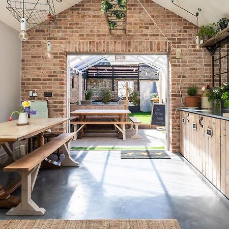 The Walled Garden At Cheshire Boutique Bathhouse ナントウィッチ エクステリア 写真