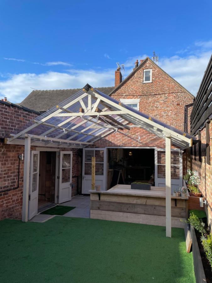 The Walled Garden At Cheshire Boutique Bathhouse ナントウィッチ エクステリア 写真