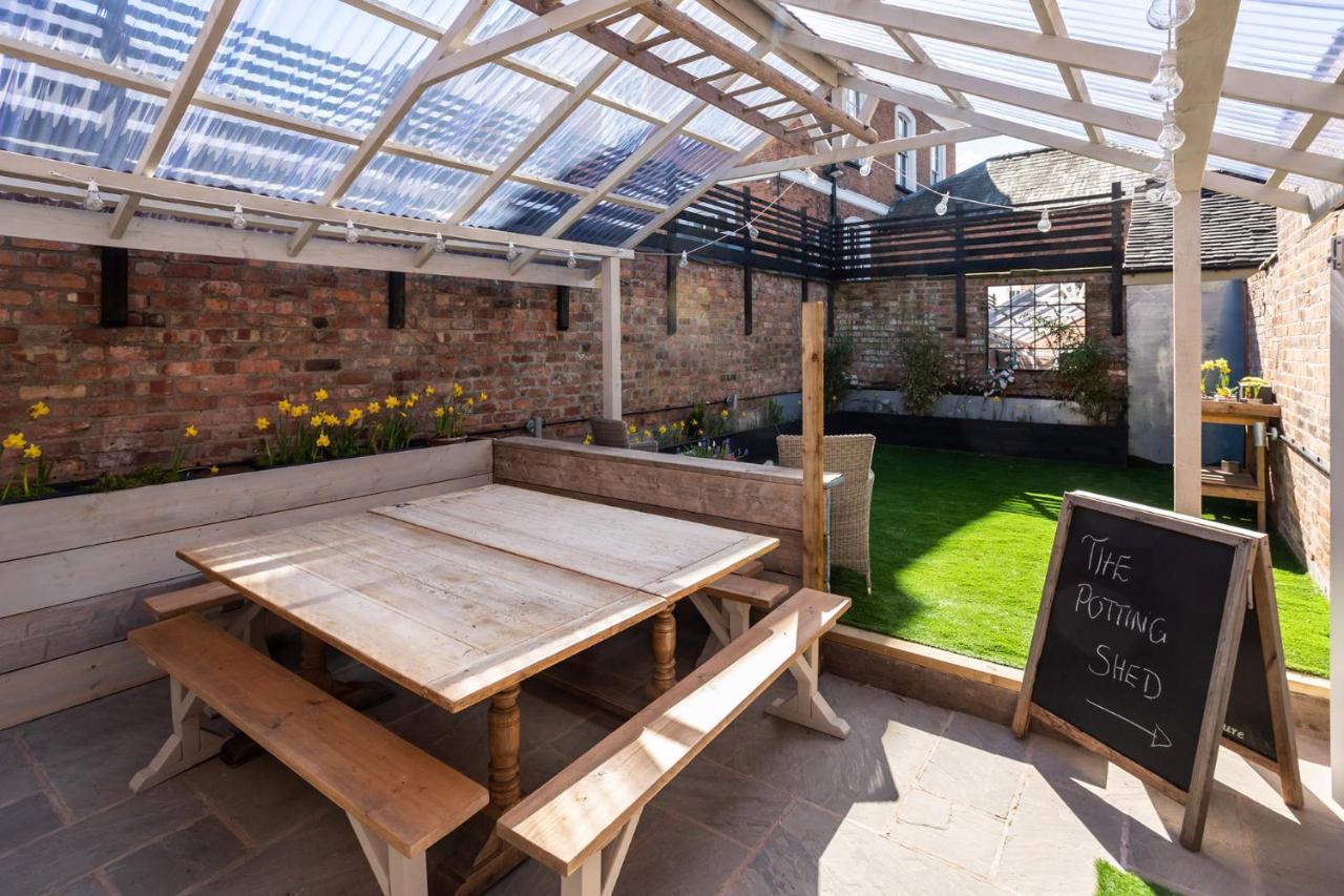 The Walled Garden At Cheshire Boutique Bathhouse ナントウィッチ エクステリア 写真