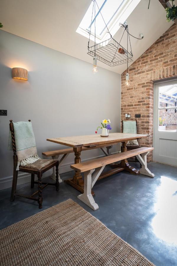 The Walled Garden At Cheshire Boutique Bathhouse ナントウィッチ エクステリア 写真